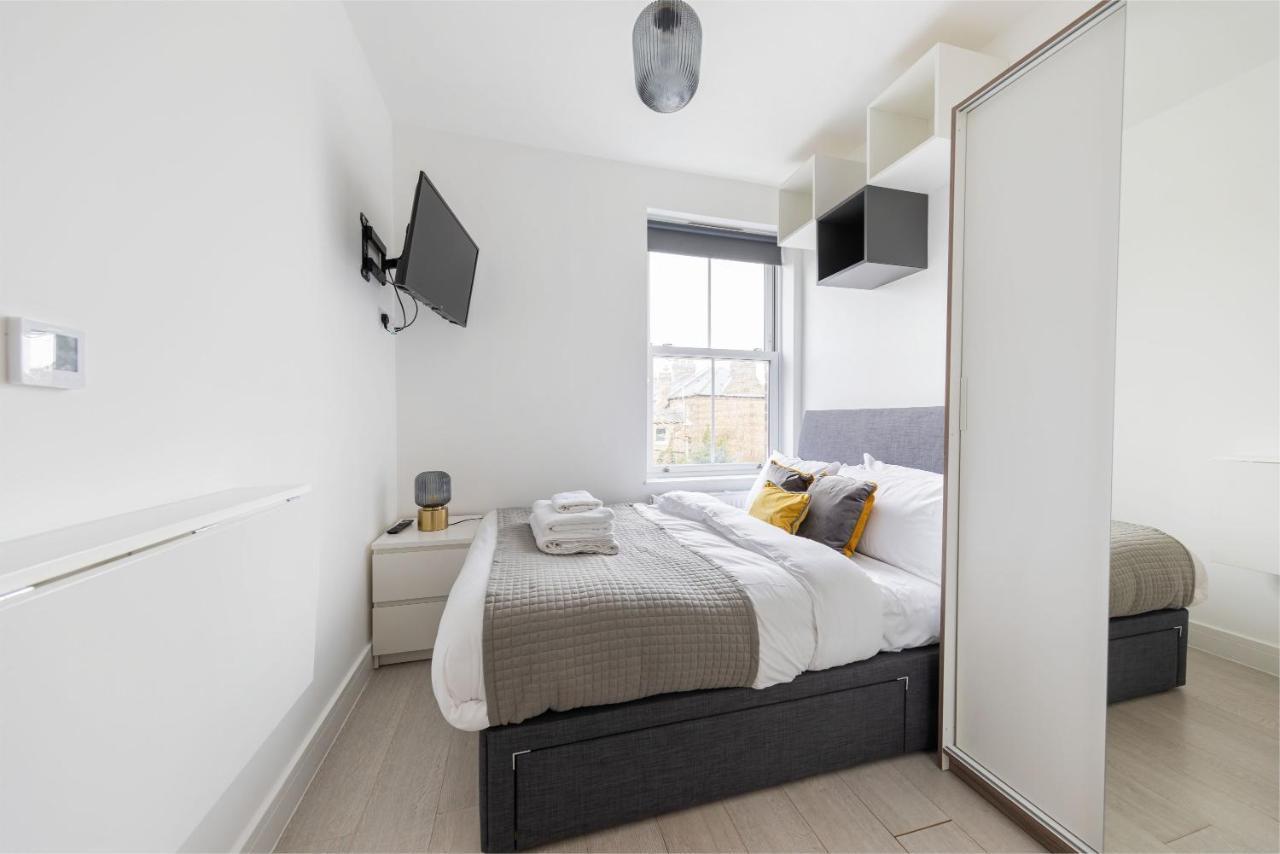 London Double Bedroom Hotel In Tufnell Park With Wifi 외부 사진